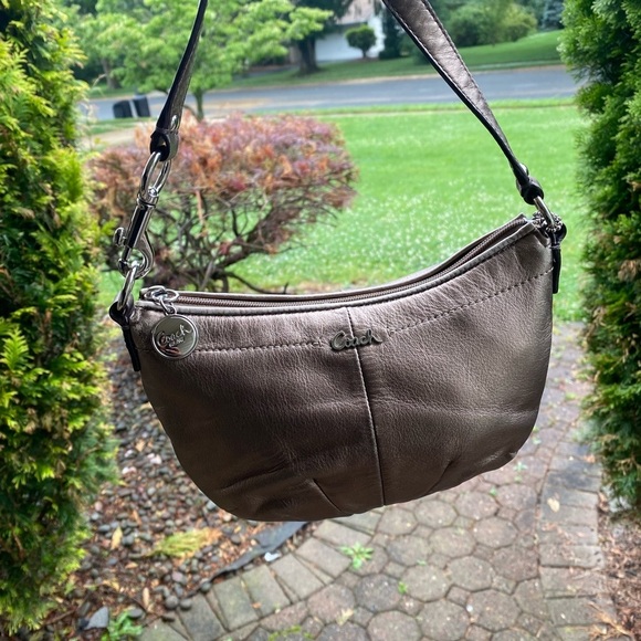 Coach Pewter Leather Shoulder Bag - Picture 4 of 12